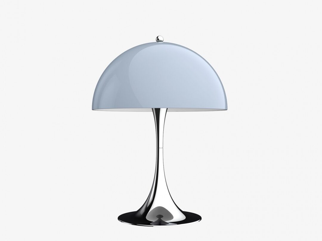 Panthella 320 bordlampe funktionel belysning | klassisk lampe designet af Verner Panton med opal skærm og trompetformet fod, udsender blødt nedadrettet lys til arbejdsstationer