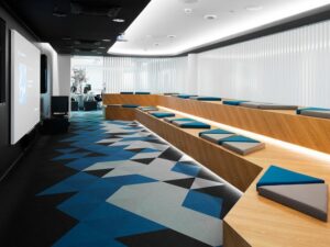 Tæppefliser fleksibel gulvløsning | modulære tekstilfliser med slidstærk konstruktion, ideelle til områder med høj trafik som receptioner og mødelokaler